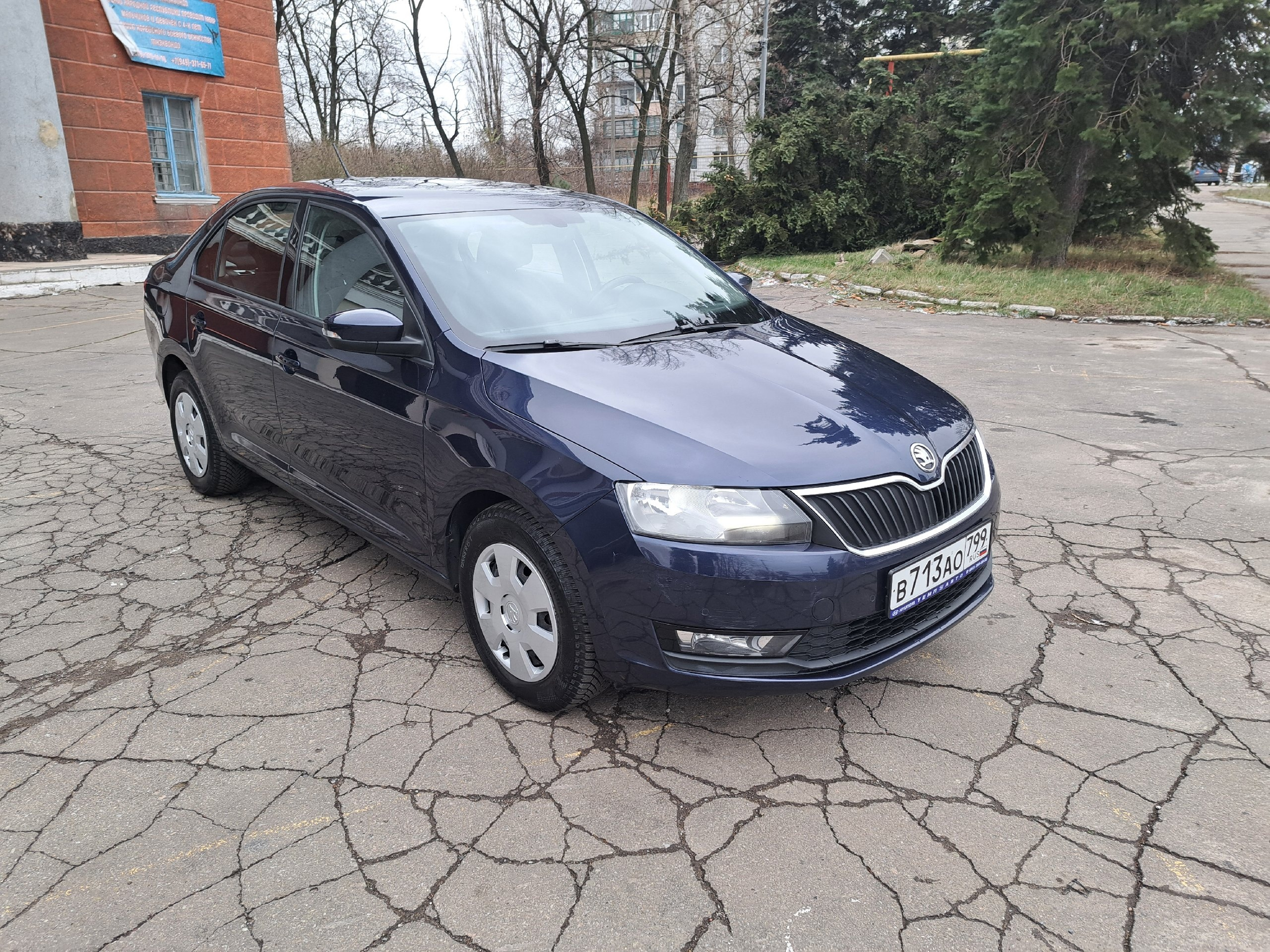 Skoda Rapid - в ДНР ЛНР